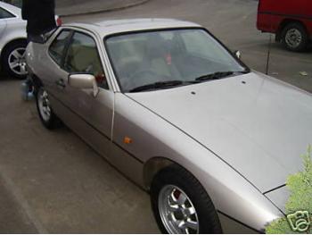 imagine dezmembrez-Porsche-924-avariat-9965.htm