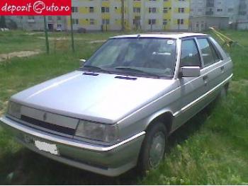 imagine dezmembrez-Renault-11-avariat-270.htm