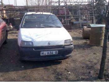dezmembrez-Renault-Clio-I-avariat-13632.htm imagine dezmembrez-Renault-Clio-I-avariat-13632.htm