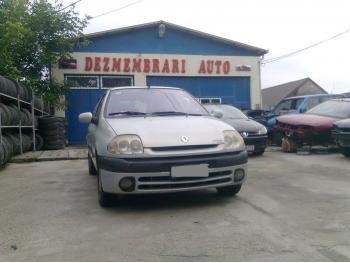 dezmembrez-Renault-Clio-I-avariat-15376.htm imagine dezmembrez-Renault-Clio-I-avariat-15376.htm