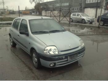 dezmembrez-Renault-Clio-II-avariat-1878.htm imagine dezmembrez-Renault-Clio-II-avariat-1878.htm