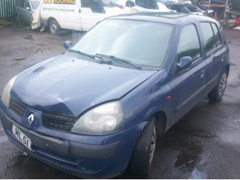 imagine dezmembrez-Renault-Clio-II-avariat-26641.htm