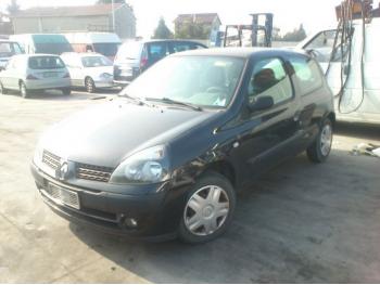 dezmembrez-Renault-Clio-II-avariat-28030.htm imagine dezmembrez-Renault-Clio-II-avariat-28030.htm