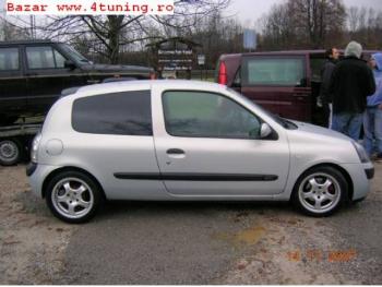 dezmembrez-Renault-Clio-II-avariat-338.htm imagine dezmembrez-Renault-Clio-II-avariat-338.htm