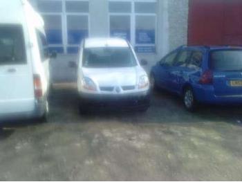 dezmembrez-Renault-Kangoo-avariat-18561.htm imagine dezmembrez-Renault-Kangoo-avariat-18561.htm