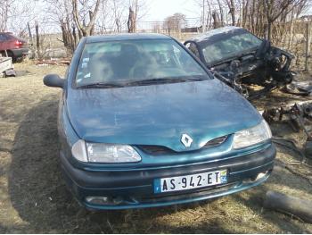 imagine dezmembrez-Renault-Laguna-I-avariat-19463.htm