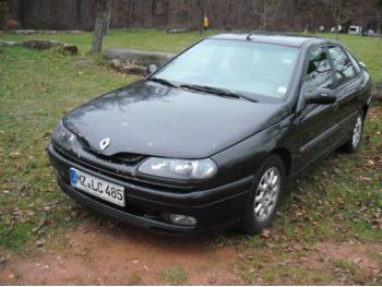 imagine dezmembrez-Renault-Laguna-I-avariat-3231.htm