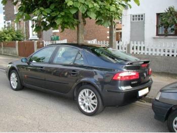 dezmembrez-Renault-Laguna-II-avariat-12531.htm imagine dezmembrez-Renault-Laguna-II-avariat-12531.htm