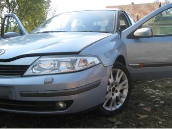 dezmembrez-Renault-Laguna-II-avariat-18554.htm imagine dezmembrez-Renault-Laguna-II-avariat-18554.htm