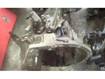 dezmembrez-Renault-Laguna-II-avariat-26380.htm imagine dezmembrez-Renault-Laguna-II-avariat-26380.htm