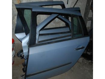 imagine dezmembrez-Renault-Laguna-II-avariat-26464.htm