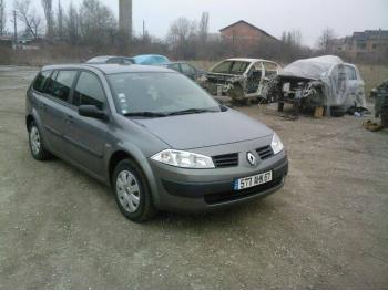 dezmembrez-Renault-Megane-avariat-13844.htm imagine dezmembrez-Renault-Megane-avariat-13844.htm
