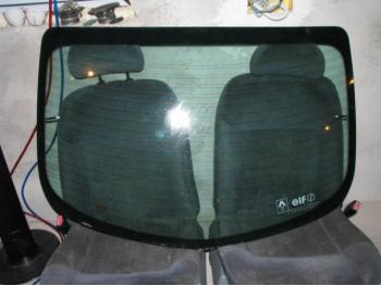 imagine dezmembrez-Renault-Megane-avariat-14174.htm