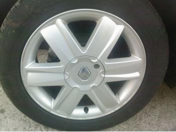 dezmembrez-Renault-Megane-avariat-16720.htm imagine dezmembrez-Renault-Megane-avariat-16720.htm