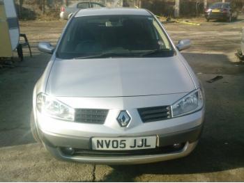imagine dezmembrez-Renault-Megane-avariat-18423.htm