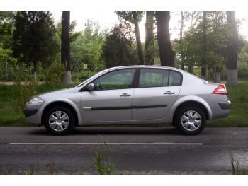 dezmembrez-Renault-Megane-avariat-19938.htm imagine dezmembrez-Renault-Megane-avariat-19938.htm