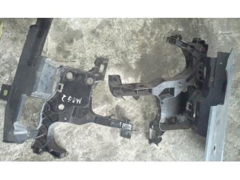 imagine dezmembrez-Renault-Megane-avariat-26204.htm