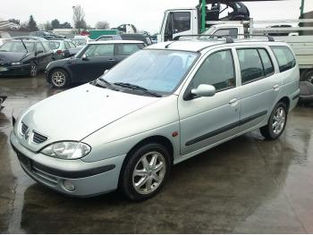 dezmembrez-Renault-Megane-avariat-26897.htm imagine dezmembrez-Renault-Megane-avariat-26897.htm