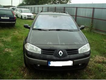 imagine dezmembrez-Renault-Megane-avariat-26947.htm