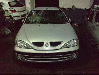 dezmembrez-Renault-Megane-avariat-3343.htm imagine dezmembrez-Renault-Megane-avariat-3343.htm