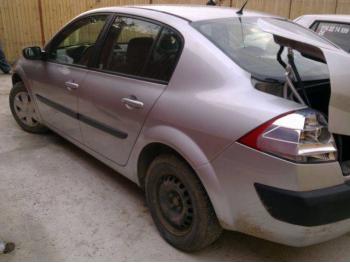 dezmembrez-Renault-Megane-avariat-3453.htm imagine dezmembrez-Renault-Megane-avariat-3453.htm