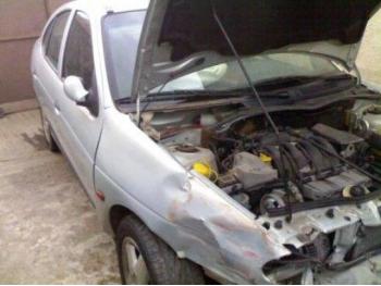 dezmembrez-Renault-Megane-avariat-501.htm imagine dezmembrez-Renault-Megane-avariat-501.htm
