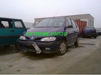imagine dezmembrez-Renault-Scenic-avariat-14441.htm