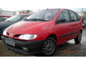 imagine dezmembrez-Renault-Scenic-avariat-14609.htm