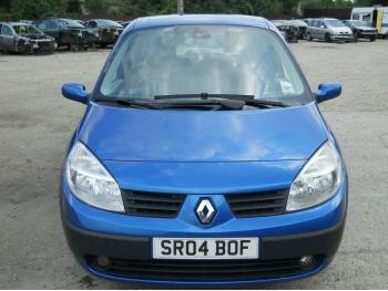 imagine dezmembrez-Renault-Scenic-avariat-15887.htm