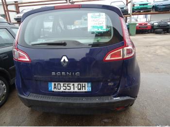 imagine dezmembrez-Renault-Scenic-avariat-18362.htm