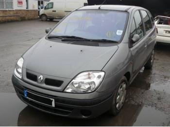 imagine dezmembrez-Renault-Scenic-avariat-848.htm