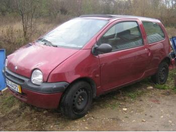 dezmembrez-Renault-Twingo-avariat-1825.htm imagine dezmembrez-Renault-Twingo-avariat-1825.htm