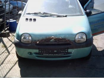 imagine dezmembrez-Renault-Twingo-avariat-21661.htm