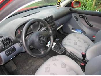 dezmembrez-Seat-Leon-avariat-10006.htm imagine dezmembrez-Seat-Leon-avariat-10006.htm