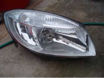 imagine dezmembrez-Skoda-Fabia-avariat-13348.htm