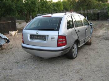 imagine dezmembrez-Skoda-Fabia-avariat-1426.htm