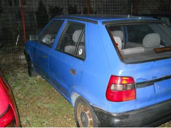 imagine dezmembrez-Skoda-Felicia-avariat-13323.htm