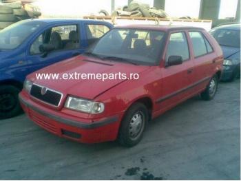 imagine dezmembrez-Skoda-Felicia-avariat-13512.htm