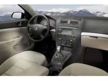 dezmembrez-Skoda-Octavia-avariat-10007.htm imagine dezmembrez-Skoda-Octavia-avariat-10007.htm