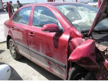 imagine dezmembrez-Skoda-Octavia-avariat-14334.htm