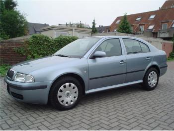 imagine dezmembrez-Skoda-Octavia-avariat-19905.htm