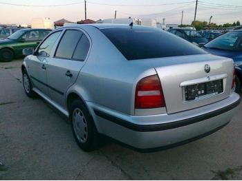 dezmembrez-Skoda-Octavia-avariat-20742.htm imagine dezmembrez-Skoda-Octavia-avariat-20742.htm