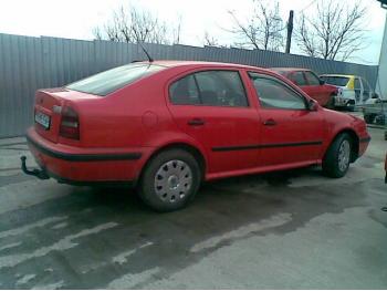 dezmembrez-Skoda-Octavia-avariat-2201.htm imagine dezmembrez-Skoda-Octavia-avariat-2201.htm