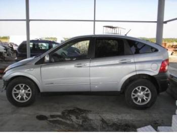 imagine dezmembrez-Ssang-Yong-Actyon-avariat-14338.htm
