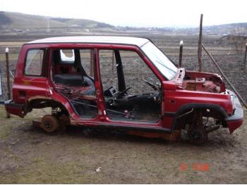 imagine dezmembrez-Suzuki-Vitara-avariat-13826.htm
