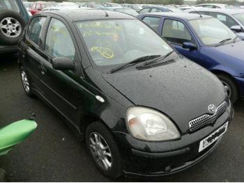 imagine dezmembrez-Toyota-Yaris-avariat-1180.htm