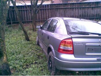 imagine dezmembrez-Volkswagen-Bora-avariat-18159.htm