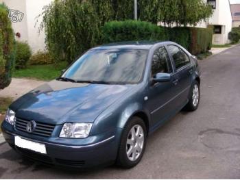 imagine dezmembrez-Volkswagen-Bora-avariat-19901.htm
