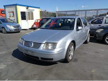 imagine dezmembrez-Volkswagen-Bora-avariat-29396.htm