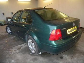 dezmembrez-Volkswagen-Bora-avariat-3643.htm imagine dezmembrez-Volkswagen-Bora-avariat-3643.htm
